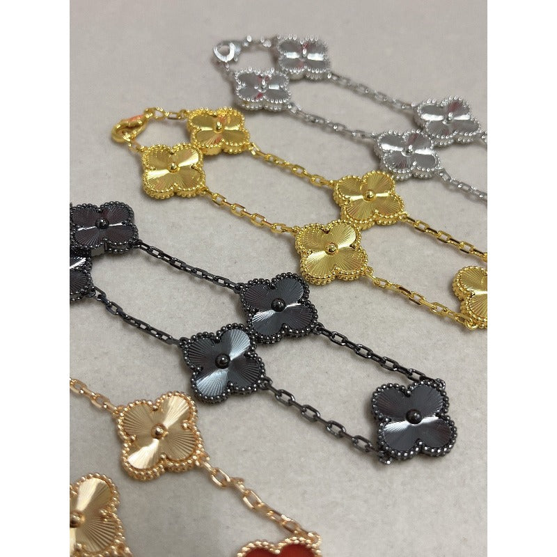 Rounded Quatrefoil Chain Bracelet