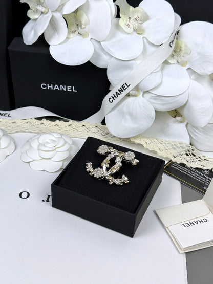 Premium Edition Brooch、Brooches Collection、CH*NEL Series、𝐁𝐫𝐨𝐨𝐜𝐡𝐞𝐬（𝐇）
