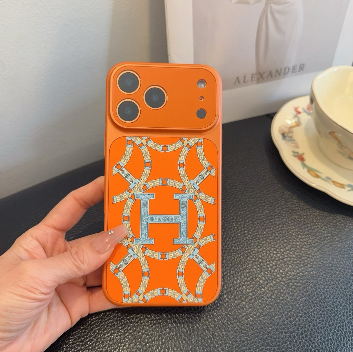 Fashion Aesthetic Shock Absorbing Protective Phone Case  He*mes Series、Fashion Phone Case