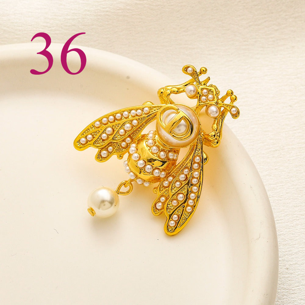 Fashion Brooch Collection,Brooches Collection、GU*CI Series、L*V Series、D*or Series、Y*L Series
