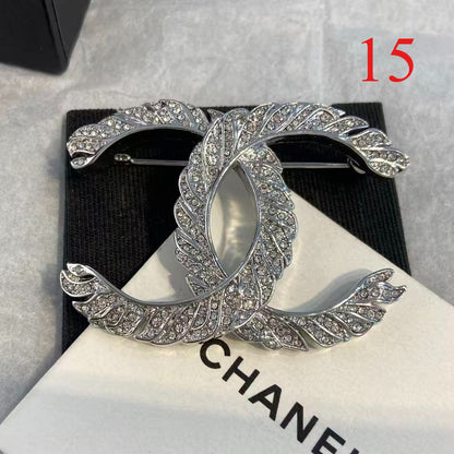 Alloy Stamped Logo Brooch,Brooches Collection、CH*NEL Series