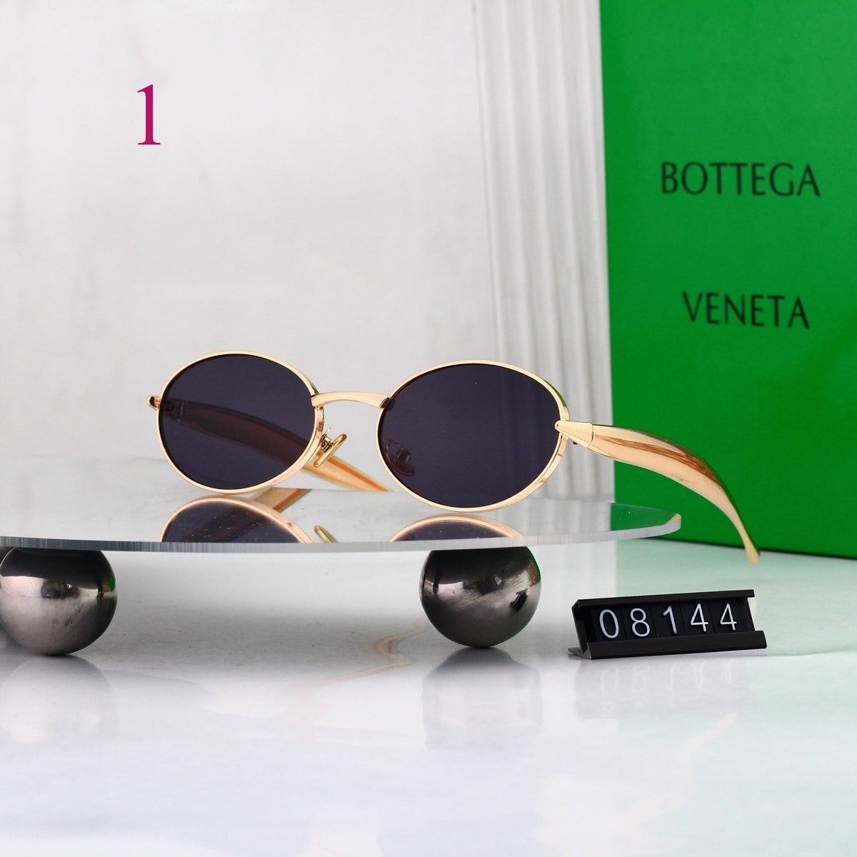 Round Sunglasses with Textured Metal Temples