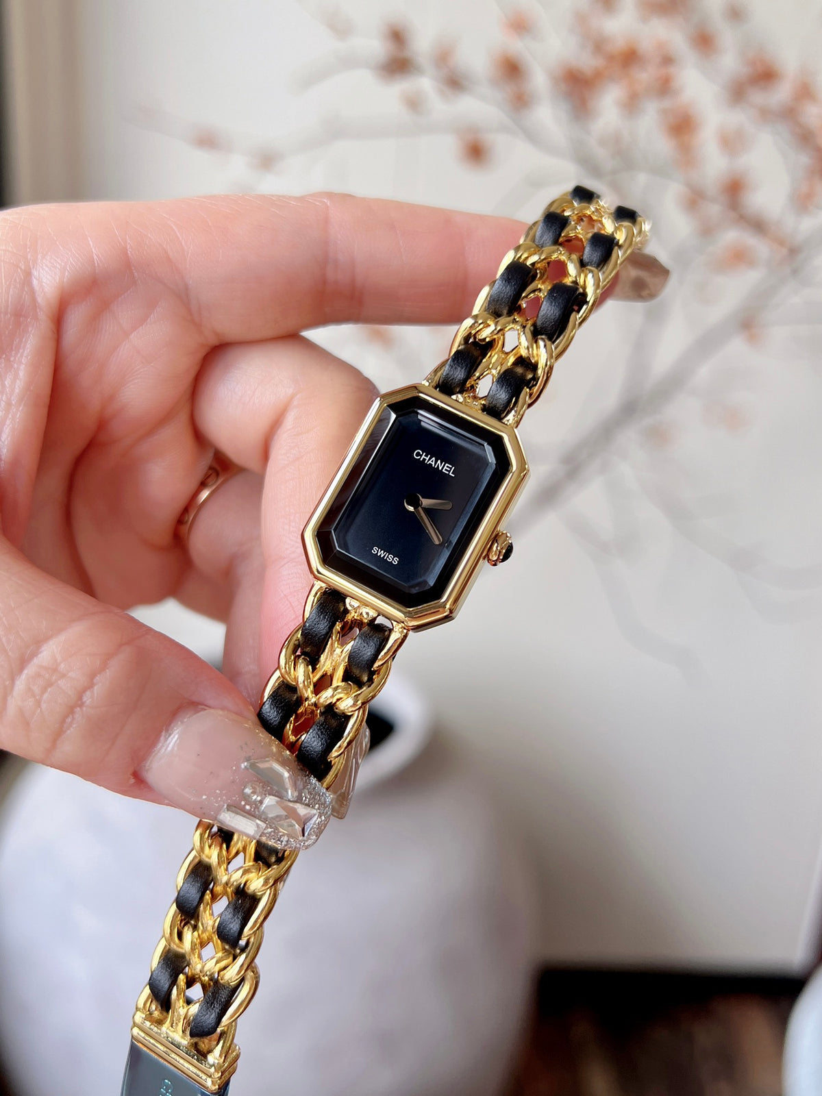 Luxury‑Inspired Trendy Quartz Watches 001 CH*NEL Series