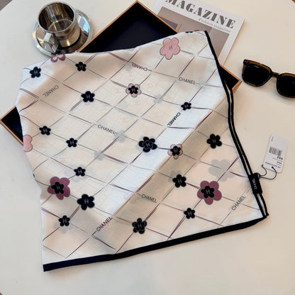 Floral Diamond Lattice Square Scarf - 90 x 90 cm