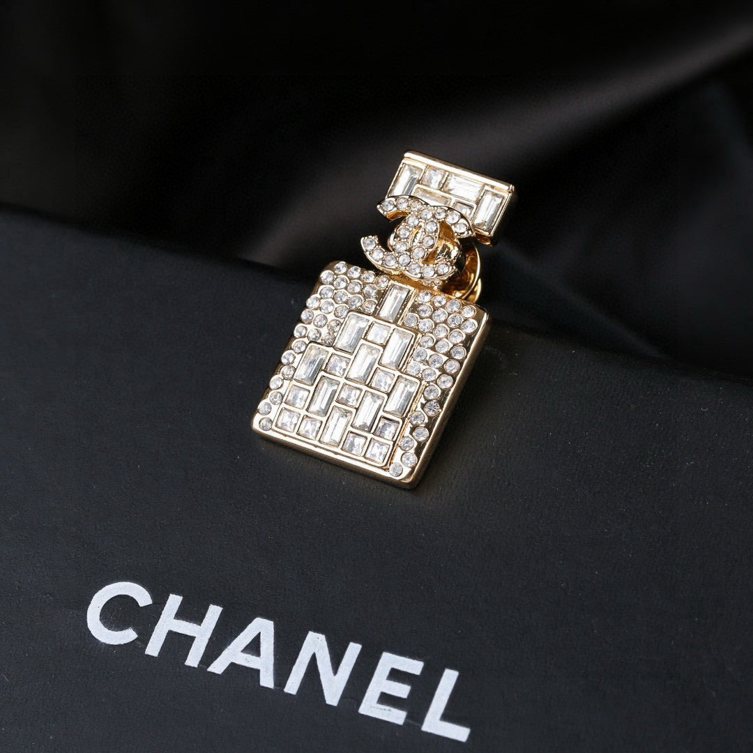 Premium Edition Brooch、Brooches Collection、CH*NEL Series、𝐁𝐫𝐨𝐨𝐜𝐡𝐞𝐬（𝐇）