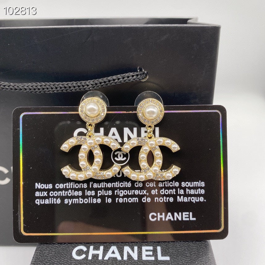Pearl-Effect & Textured Interlocking-C Drop Earrings