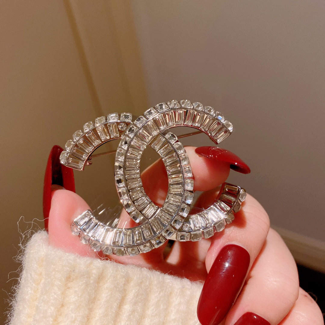 Premium Edition Brooch、Brooches Collection、CH*NEL Series、𝐁𝐫𝐨𝐨𝐜𝐡𝐞𝐬（𝐇）