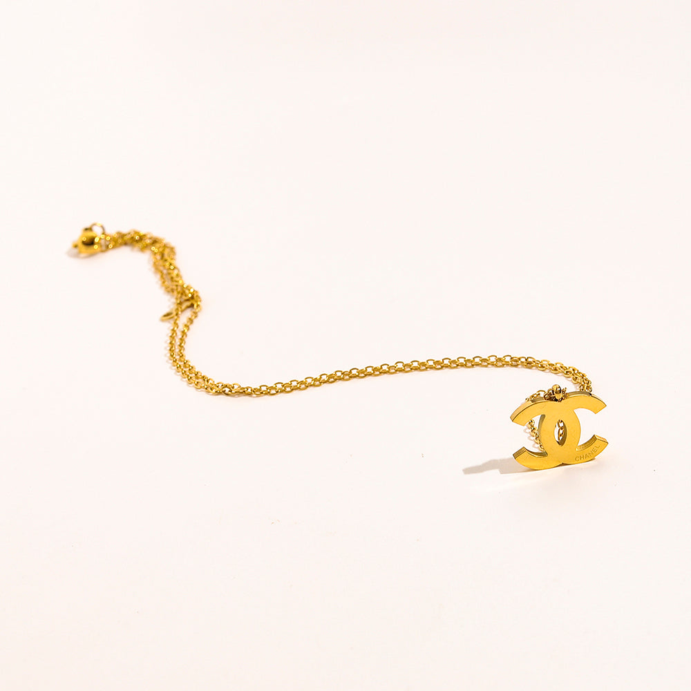 304 Stainless Steel Bold Interlocking-C Pendant Necklace