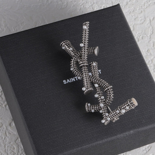 Premium Edition Brooch、Brooches Collection、𝐁𝐫𝐨𝐨𝐜𝐡𝐞𝐬（𝐇）