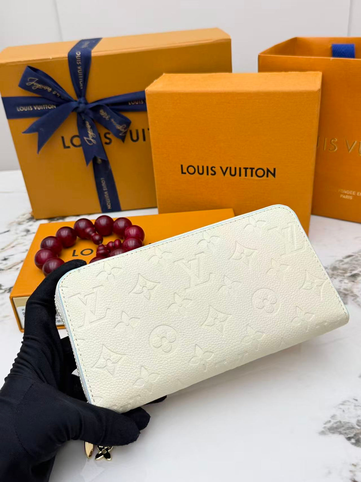 Luxury‑Inspired Trendy Wallets 037  L*V Series、Fashion Bags