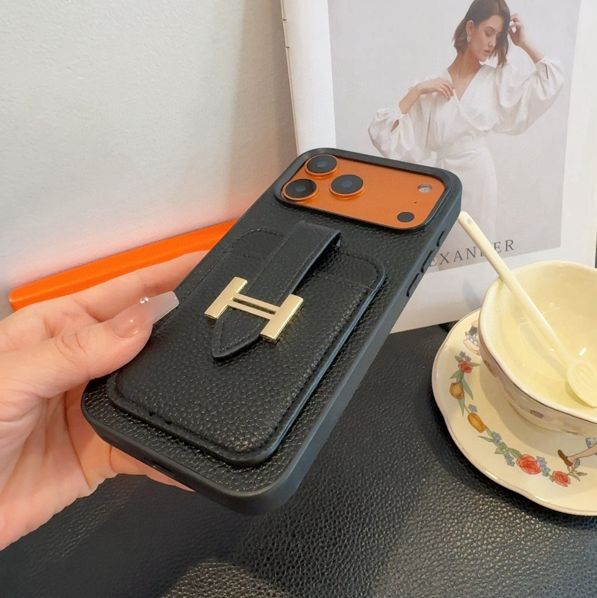 Fashion Aesthetic Shock Absorbing Protective Phone Case  He*mes Series、Fashion Phone Case
