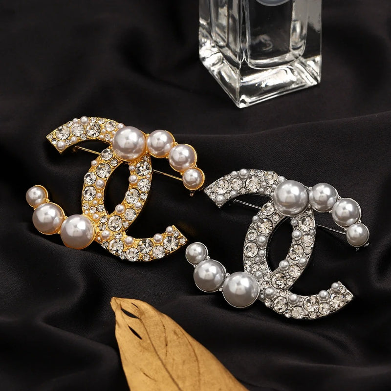 Alloy Steel Stamped Logo Brooch,Brooches Collection、CH*NEL Series