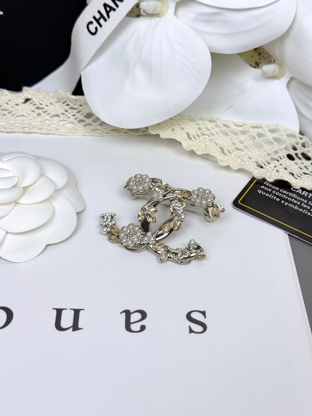 Premium Edition Brooch、Brooches Collection、CH*NEL Series、𝐁𝐫𝐨𝐨𝐜𝐡𝐞𝐬（𝐇）