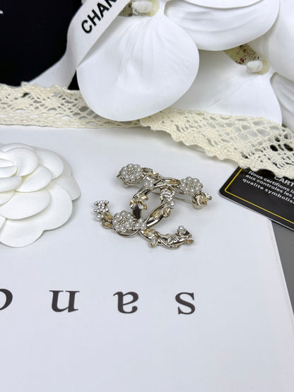 Premium Edition Brooch、Brooches Collection、CH*NEL Series、𝐁𝐫𝐨𝐨𝐜𝐡𝐞𝐬（𝐇）