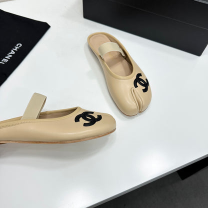 Fashion Sandals & Slippers Daily Footwear  CH*NEL Series、Fashion Sandals & Slippers