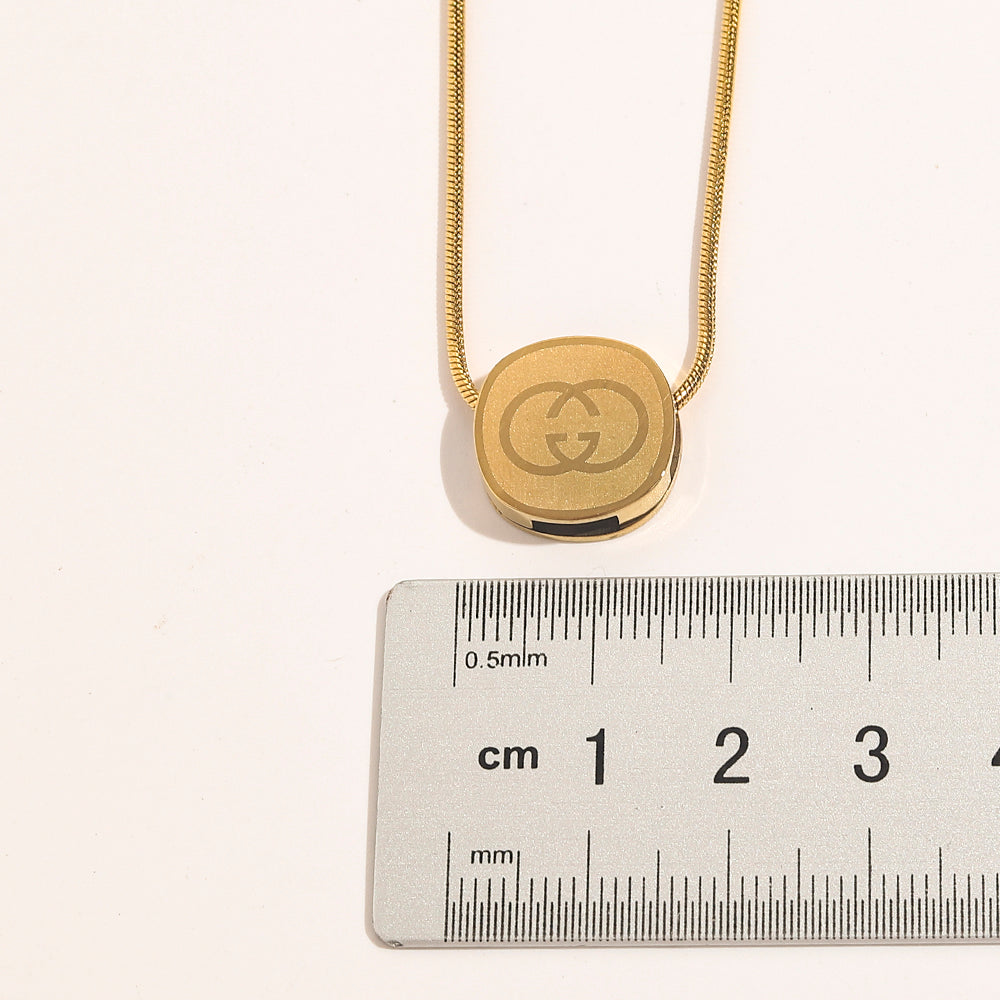 304 Stainless Steel Round Monogram Pendant Necklace - Style Options