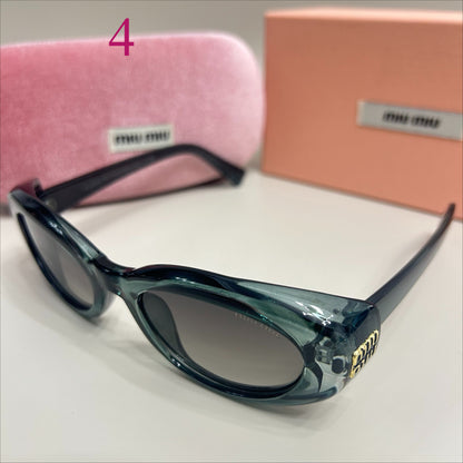 Oval Sunglasses with Thick Rounded Frames