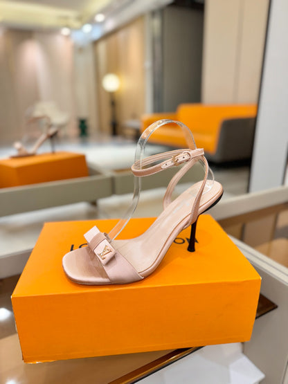Fashion Sandals & Slippers Daily Footwear  L*V Series、Fashion Sandals & Slippers