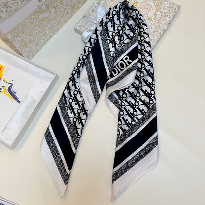 Repeating Monogram Stripe-Edge Square Scarf - 90 x 90 cm