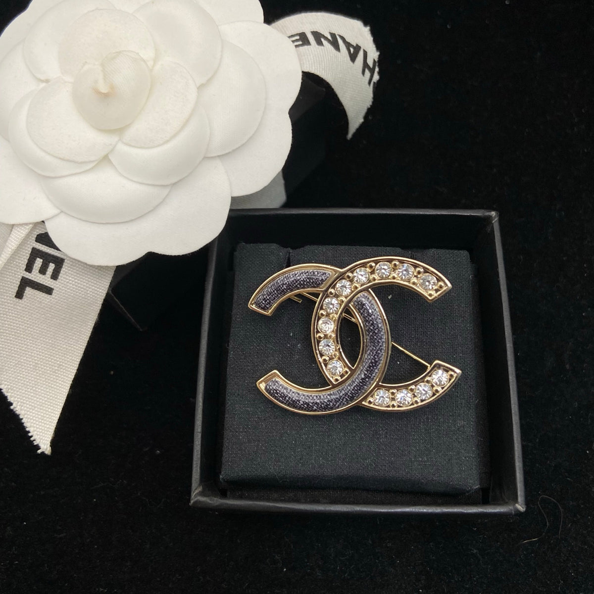 Premium Edition Brooch、Brooches Collection、CH*NEL Series、𝐁𝐫𝐨𝐨𝐜𝐡𝐞𝐬（𝐇）