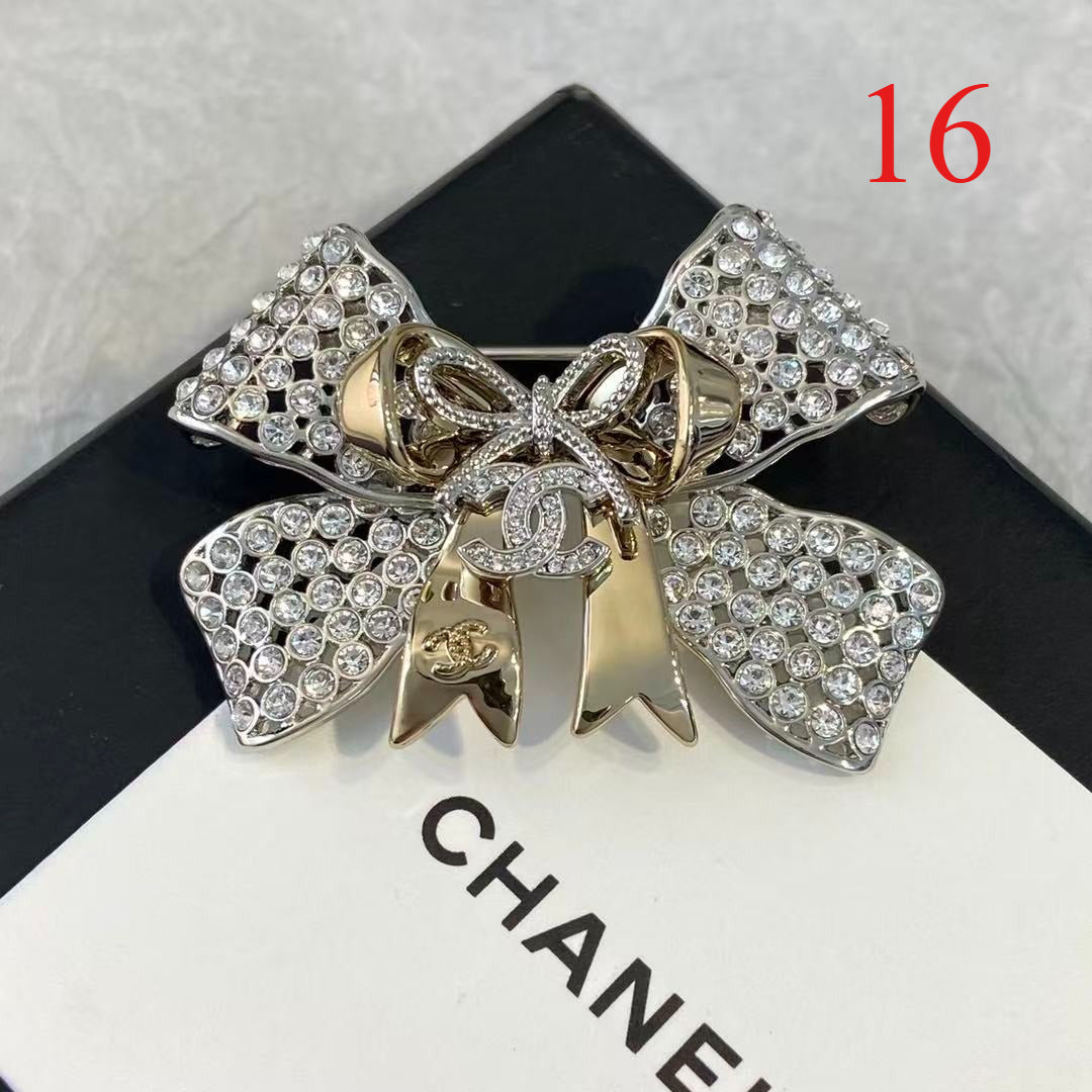 Alloy Stamped Logo Brooch,Brooches Collection、CH*NEL Series