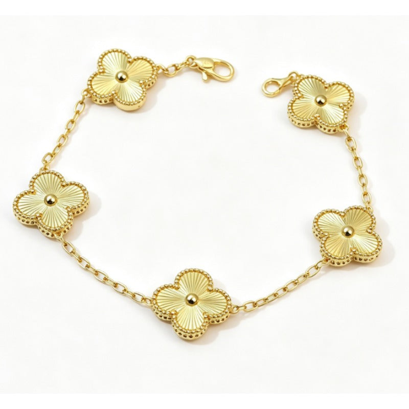 Fluted Quatrefoil Station Bracelet