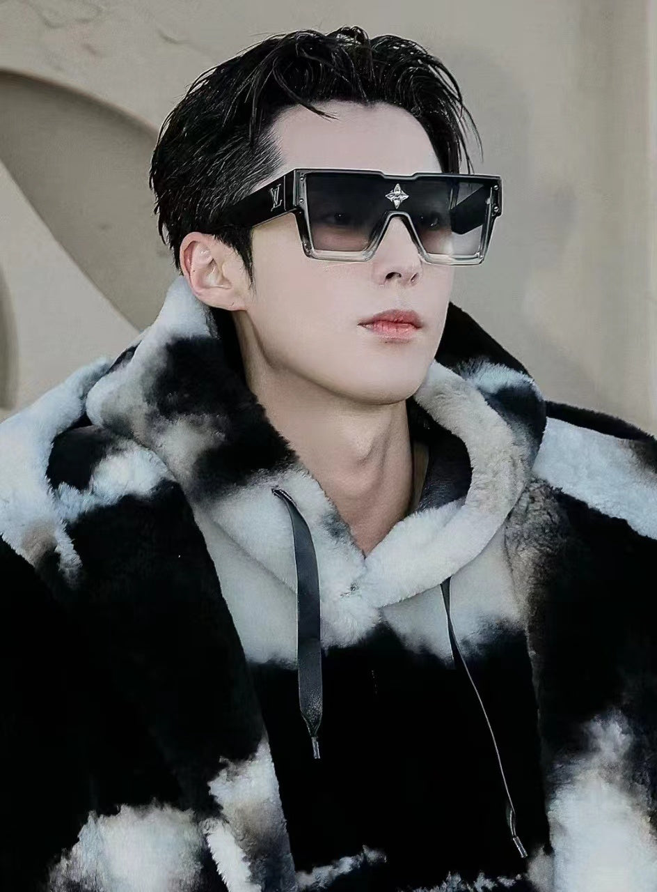 Flat-Top Square Sunglasses with Star Bridge Detail