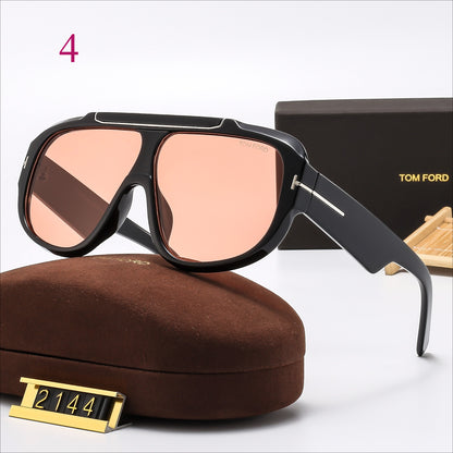 Oversized Navigator Sunglasses with T-Bar Temple Detail