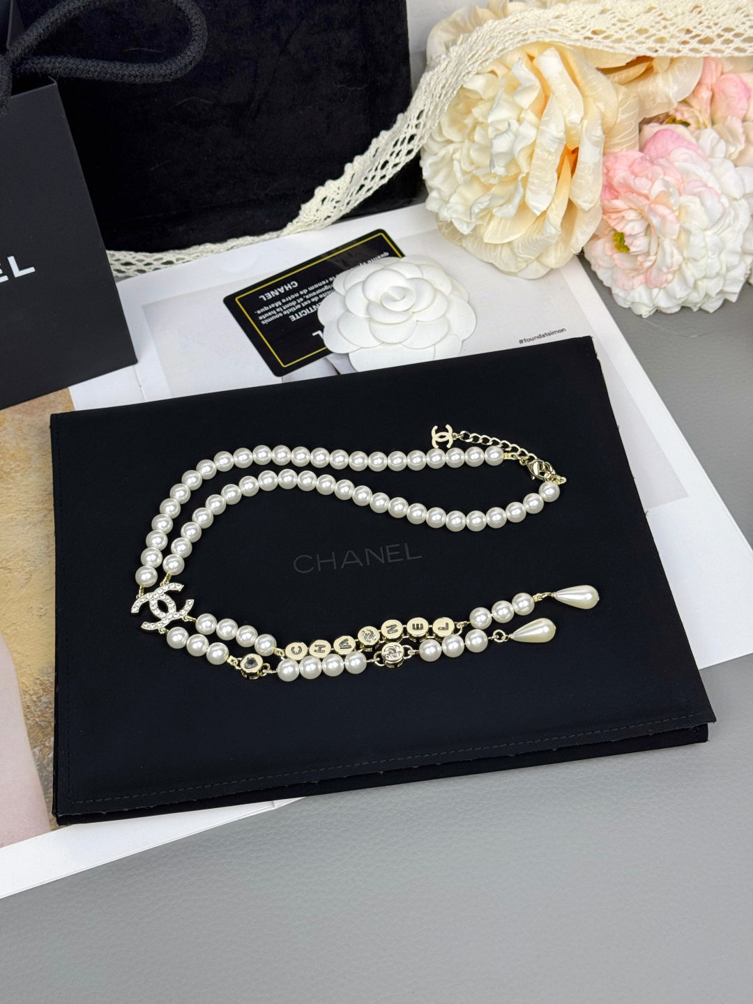 Pearl-Look Beaded Choker with Double Tassel