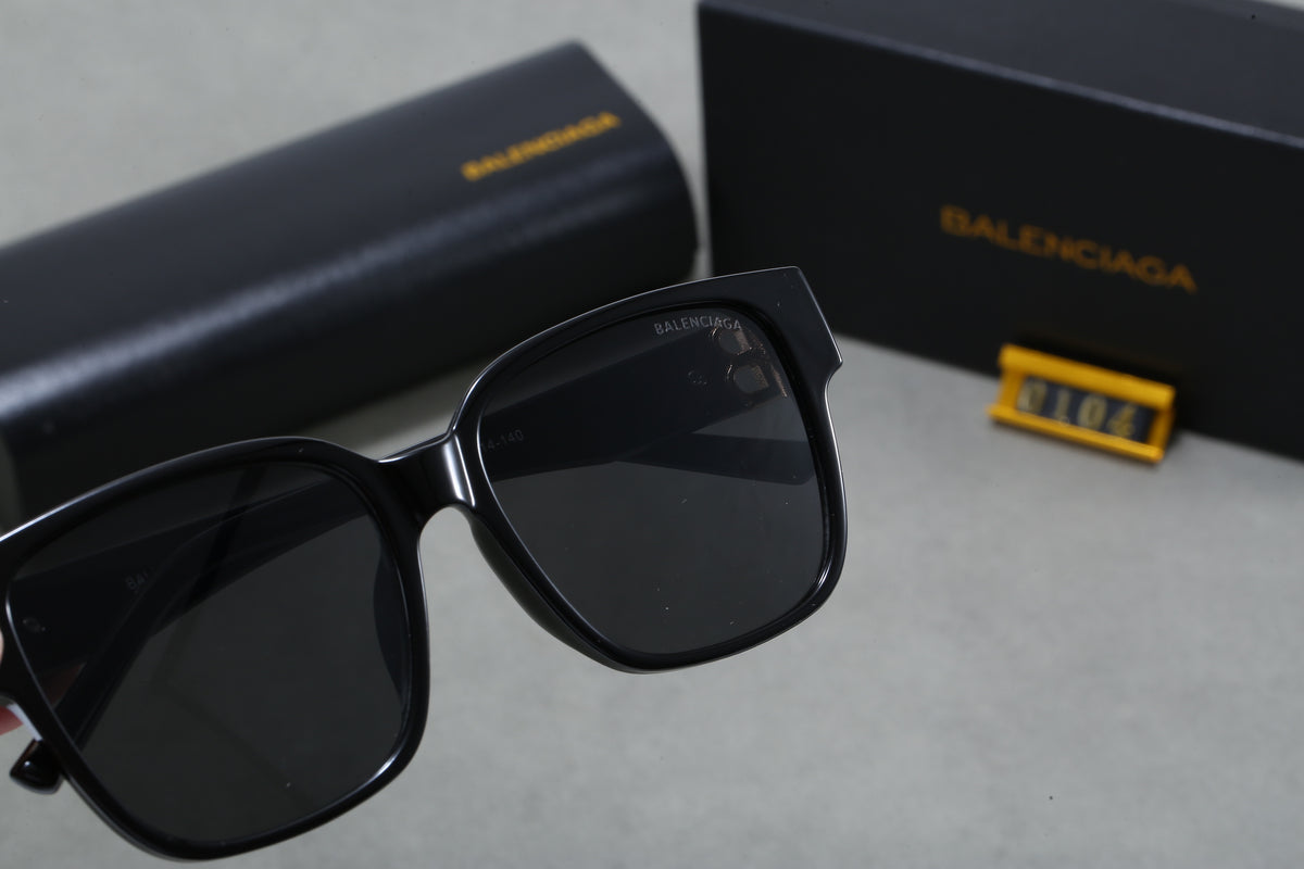 Flat-Top Square Sunglasses with Logo Hinges