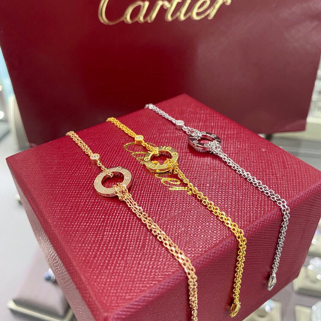 Oval Link Center Chain Bracelet