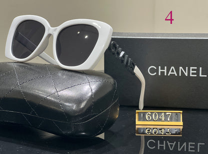 Oversized Rounded Sunglasses with Chain-Link Temples