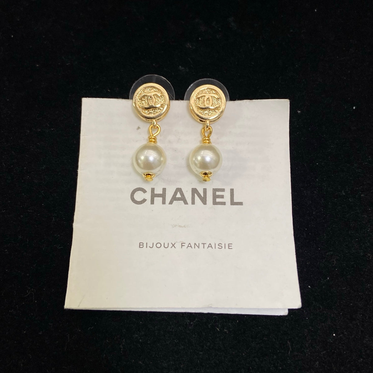 Round Medallion & Pearl-Effect Drop Earrings
