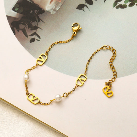 304 Stainless Steel Pearl-Effect V-Motif Station Bracelet