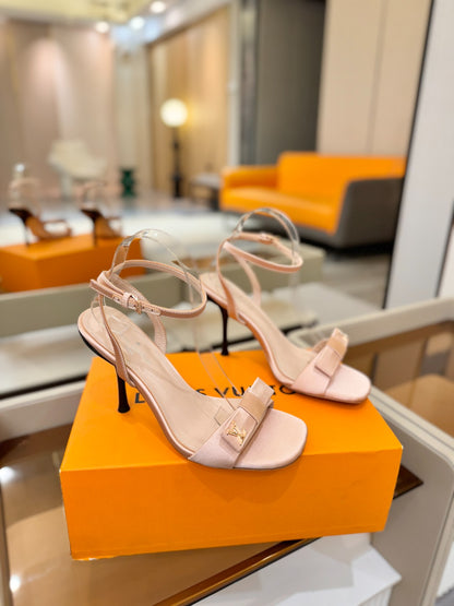 Fashion Sandals & Slippers Daily Footwear  L*V Series、Fashion Sandals & Slippers