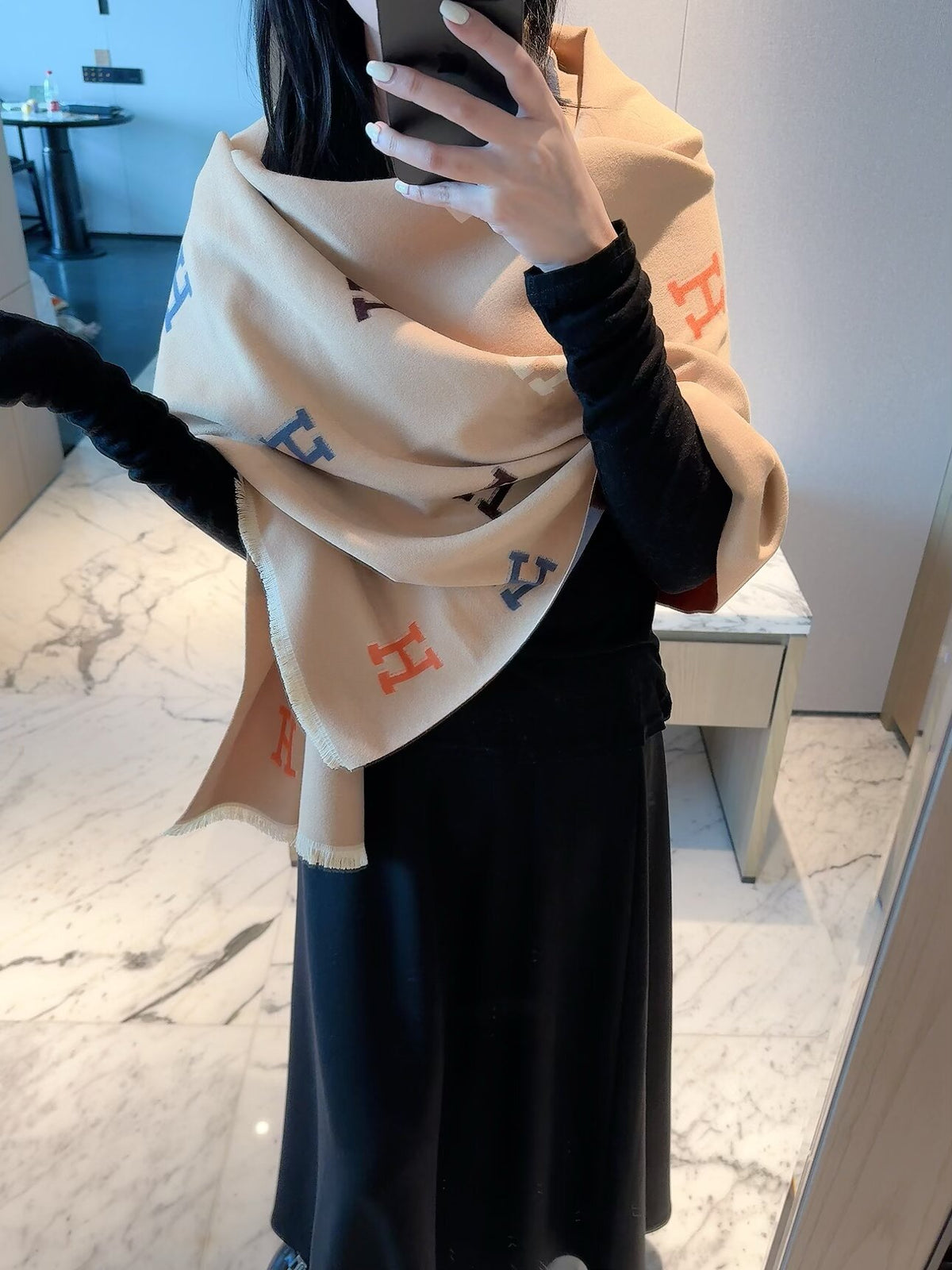Colorblock H-Motif Wrap Scarf