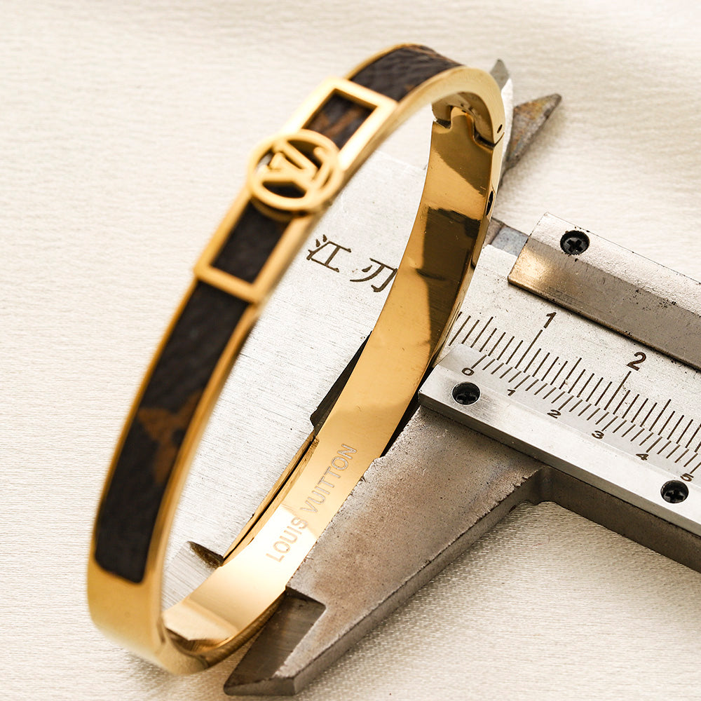 304 Stainless Steel Color-Inlay Round Monogram Bangle Bracelet