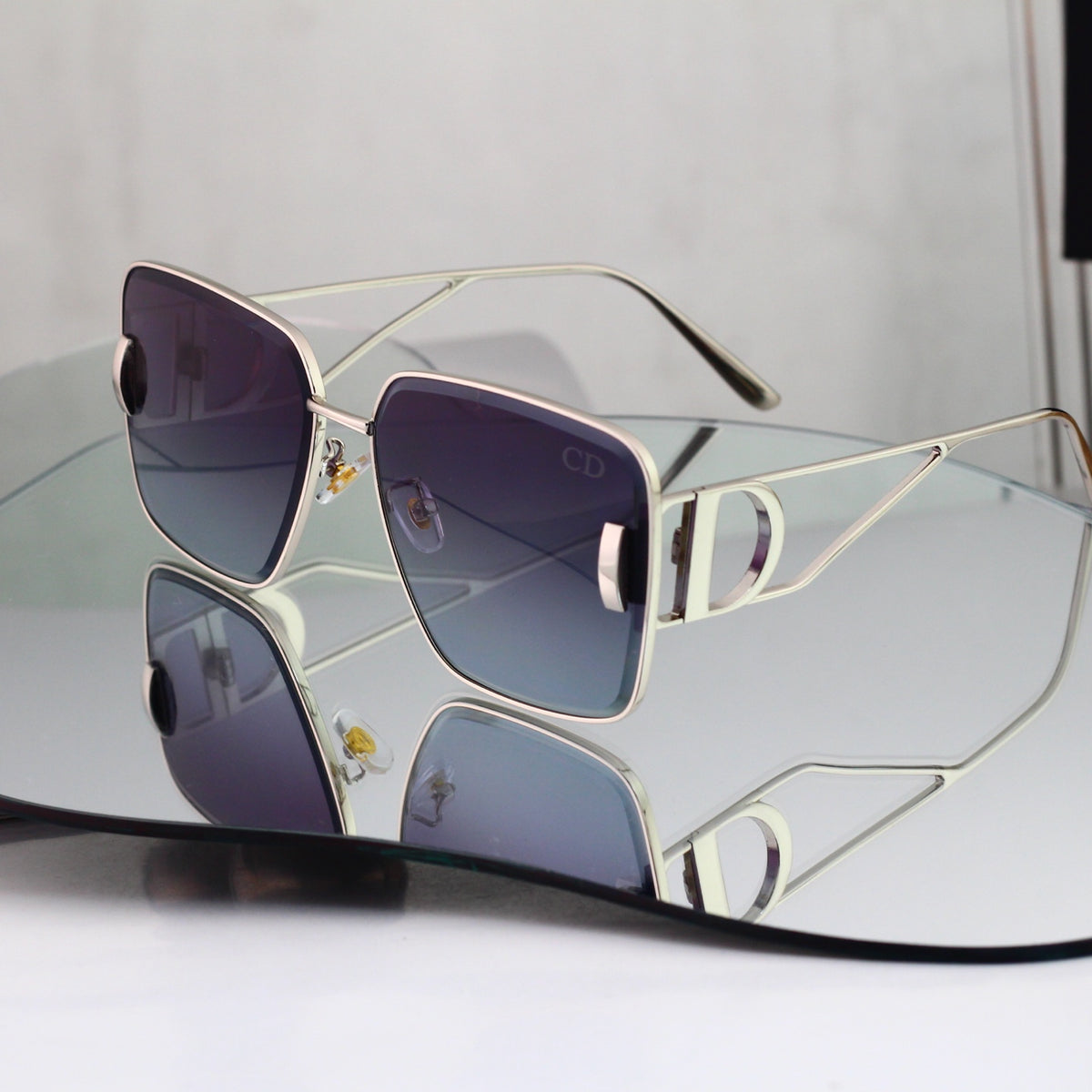 Squared Aviator Sunglasses with Slim Metal Rims