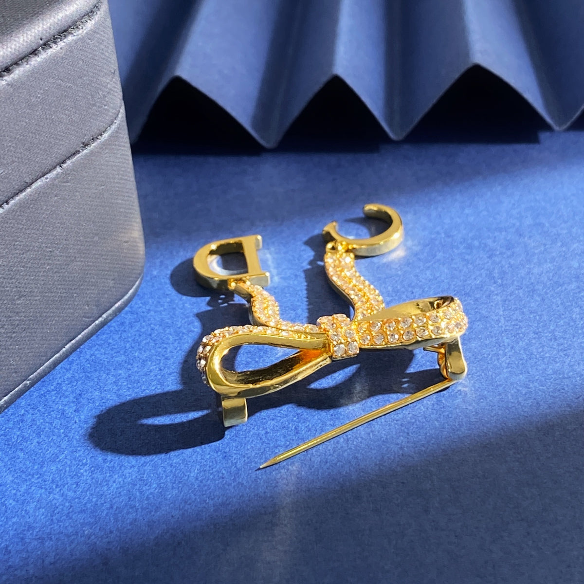 Premium Edition Brooch、Brooches Collection、D*or Series、𝐁𝐫𝐨𝐨𝐜𝐡𝐞𝐬（𝐇）
