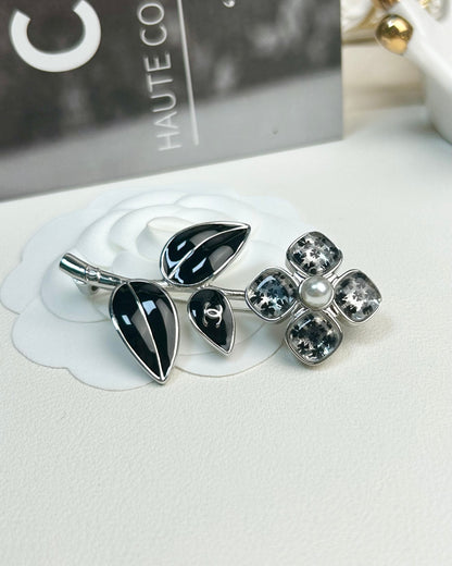 Premium Edition Brooch、Brooches Collection、CH*NEL Series、𝐁𝐫𝐨𝐨𝐜𝐡𝐞𝐬（𝐇）