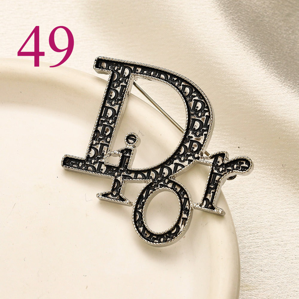 Fashion Brooch Collection,Brooches Collection、GU*CI Series、L*V Series、D*or Series、Y*L Series