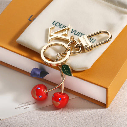 Premium Fashion Keychain Stylish Accessory、𝐊𝐞𝐲𝐜𝐡𝐚𝐢𝐧𝐬 & 𝐊𝐞𝐲 𝐑𝐢𝐧𝐠、L*V Series
