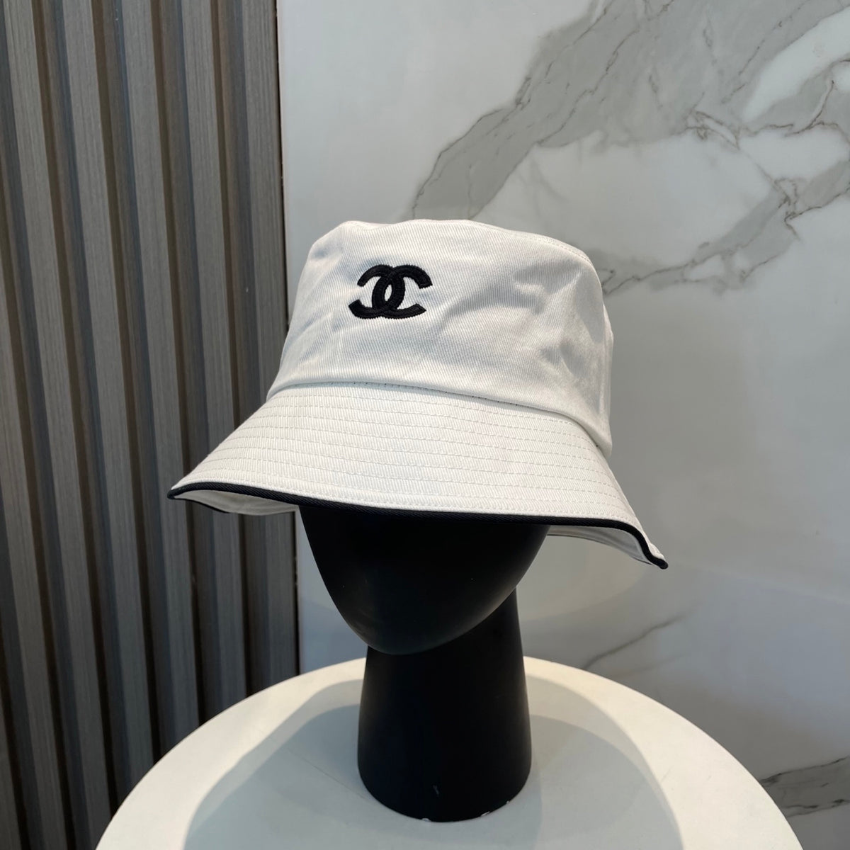 Adjustable Sun Hat for Men Women Outdoor UV Protection CH*NEL Series、Fashion Caps