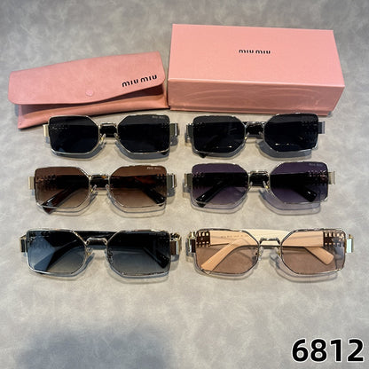 Oversized Navigator Sunglasses with Squared Lenses
