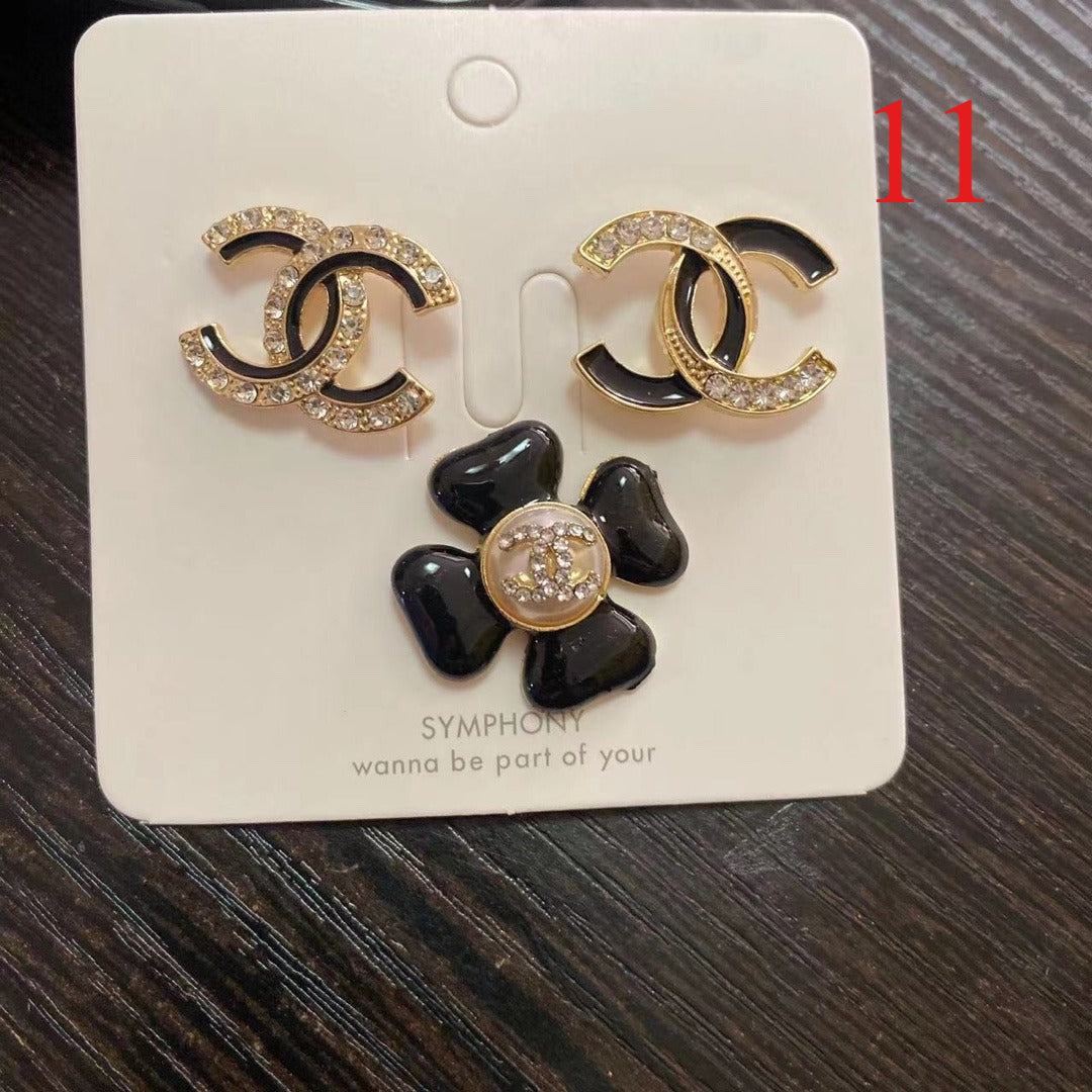 Alloy Stamped Logo Brooch,Brooches Collection、CH*NEL Series