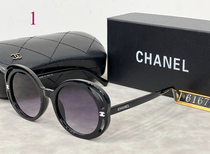 Oversized Round Sunglasses with Layered Rim Detail