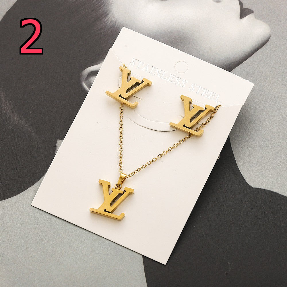 Schmuckset aus Edelstahl 304 (Ohrringe und Halskette)