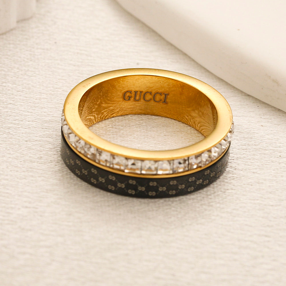 Ring aus Edelstahl 304 mit gestanztem Logo
