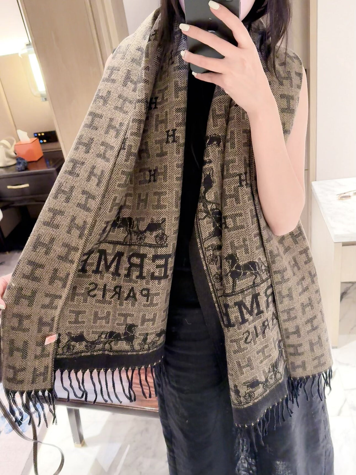 Equestrian Border Print Fringed Scarf