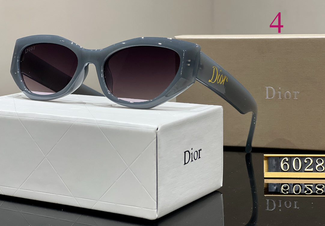 Small Oval Sunglasses with Flared Outer Corners